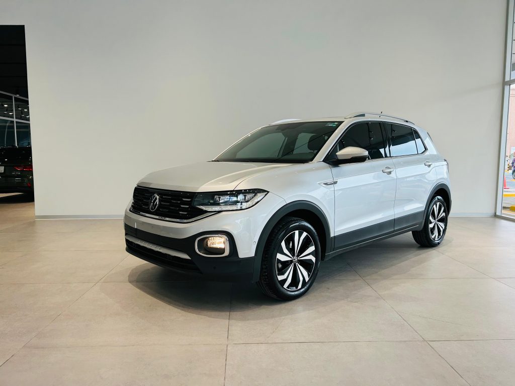 Volkswagen T-CROSS 2022 — 5 pts. Highline, 1.6l, TM5, a/ac. Aut., piel, f. led, RA-17