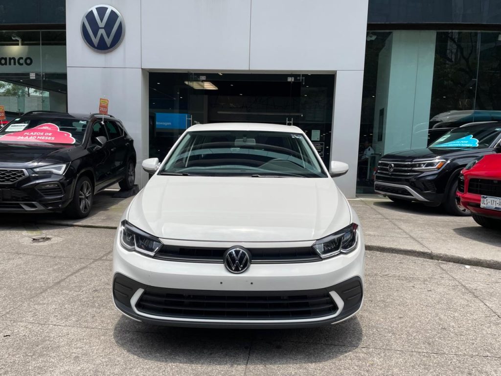 Volkswagen POLO 2024 — COMFORTLINE L3 1.0 TSI AUT