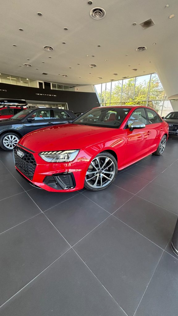 Audi S4 2024 — TFSI