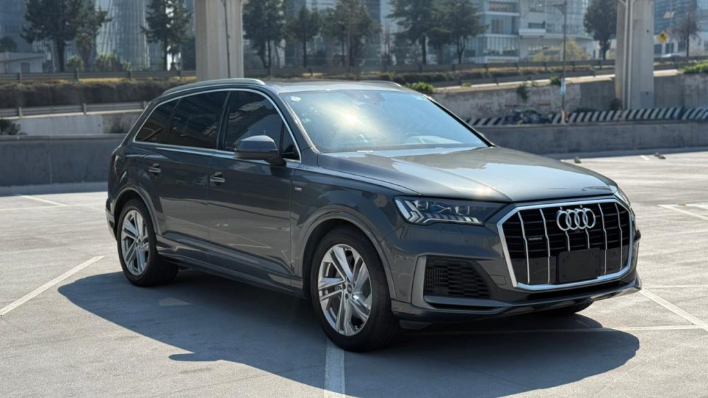 Audi Q7 4x4 2021 — 5 pts. S Line, MHEV, 340 HP, 3.0T, TA, astos. deportivos, 7 pas., RA-20 