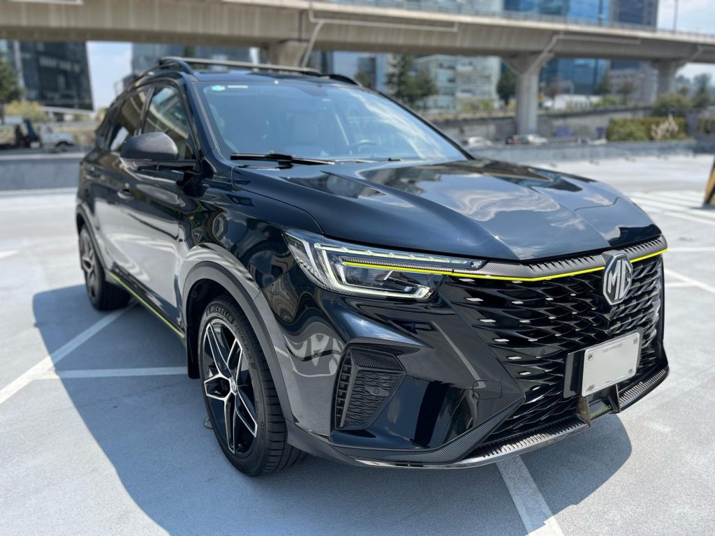 MG RX5 2024 — 5 pts. Elegance, 1.5T, TA, piel bitono, TP, RA-19