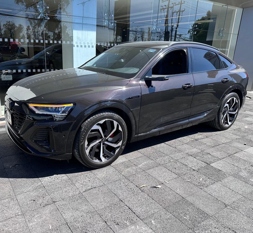 Audi Q8 Sportback E-Tron 2024 — 0.0 55 S-Line Quattro