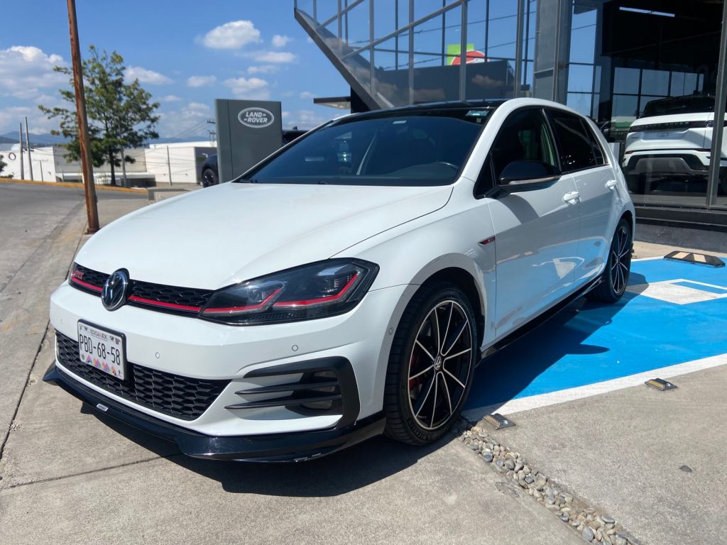 Volkswagen Golf GTI 2021 — 5 pts. HB Oettinger, 230 HP, 2.0T, DSG, QCP, alerón, estribos, RA-18 