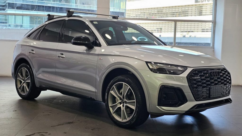 Audi Q5 4x4 2025 — 5 pts. Sportback S Line, MHEV, 2.0T, S Tronic, RA-19 