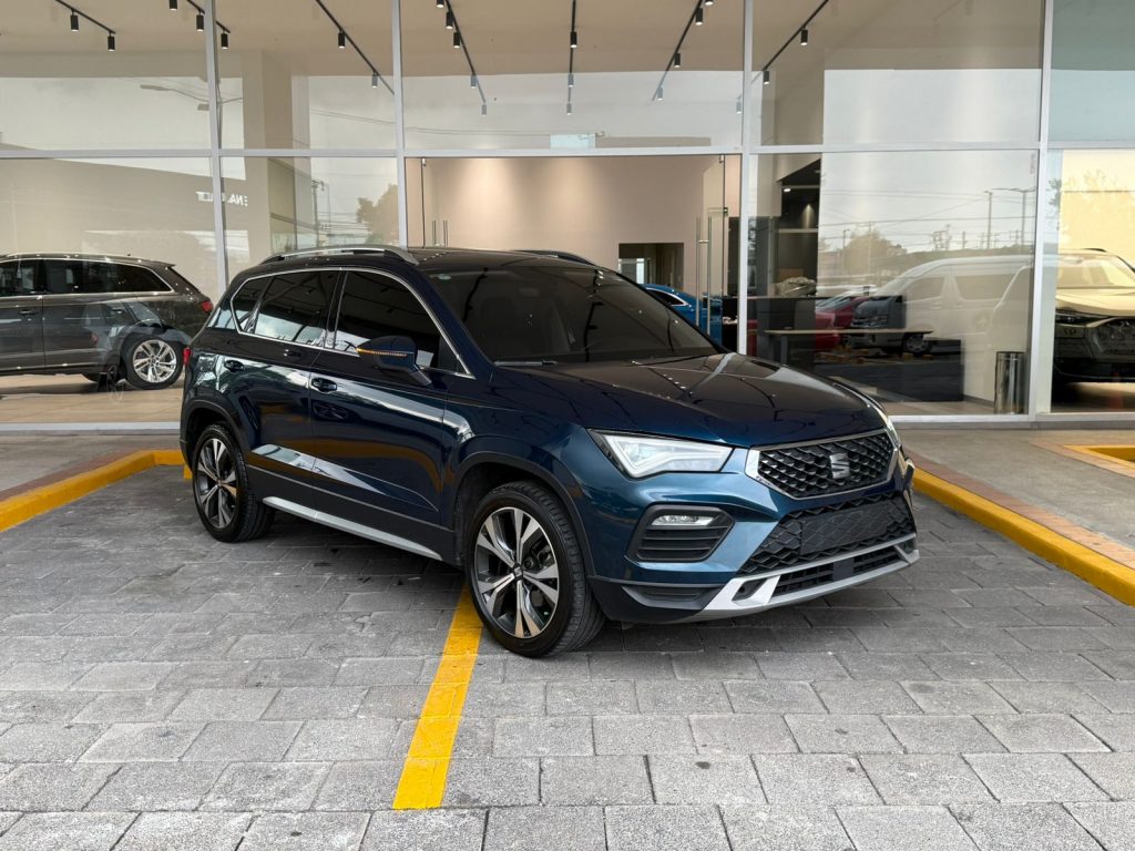 SEAT ATECA 2023 — 5 pts. Xperience, 150 HP, 1.4T, DSG, TP, f. niebla, RA-18