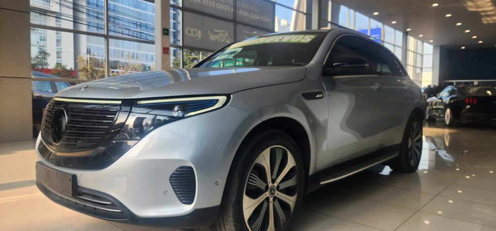 MERCEDES BENZ Clase E Coupé 2020 — EQC 400 4MATIC 1886