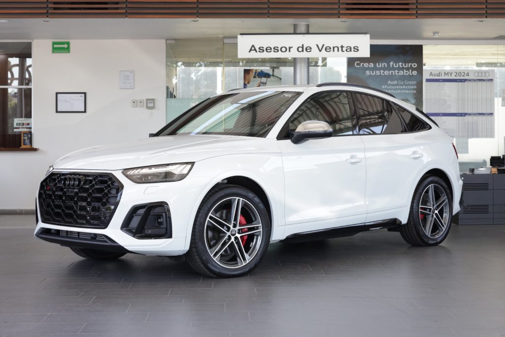Audi Q5 2024 — SQ SPORTBACK V6 3.0T AUT