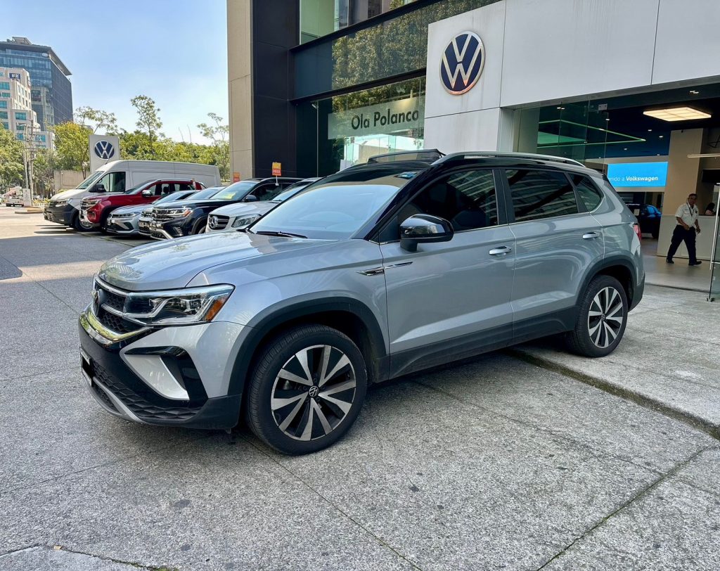 Volkswagen TAOS 2024 — HIGHLINE 1.4 L TSI 150HP TIPTRONIC