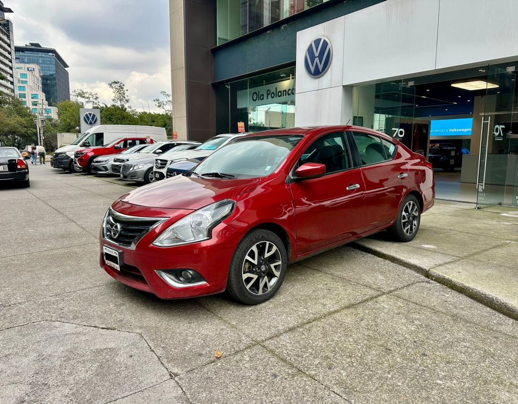 NISSAN VERSA 2019 — ADVANCE AT