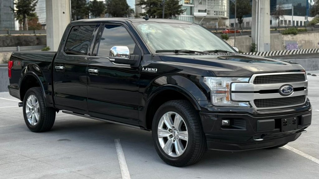 Ford Lobo Pick-Up 2020 — 4 pts. Platinum, Doble Cab., 375 HP, 3.5l, Ecoboost, TA, piel, GPS, f. led, RA-20, 4x4