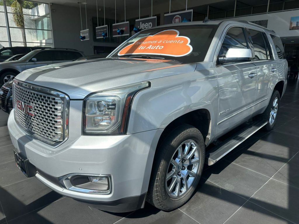 GMC YUKON 2015 — DENALI 6.2L V8 420HP AT