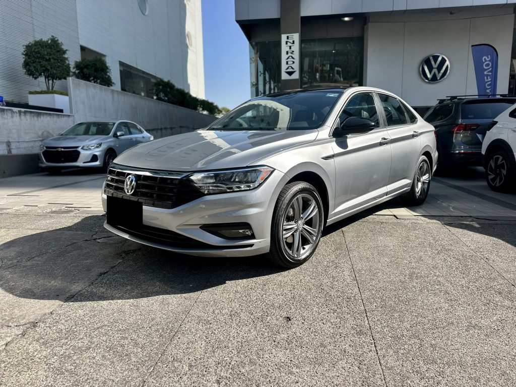 Volkswagen JETTA 2021 — R-LINE L4 1.4T TSI R17 TA