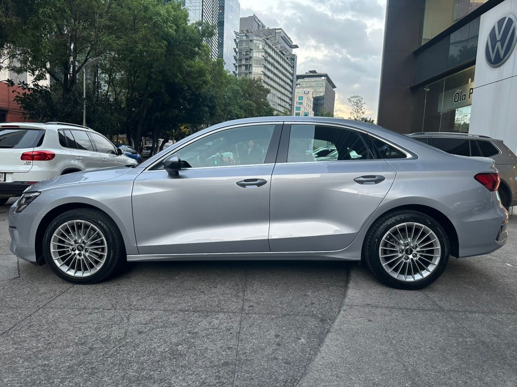 Audi A3 2024 — 1.4 35 TFSI SEDAN SELECT AUTO