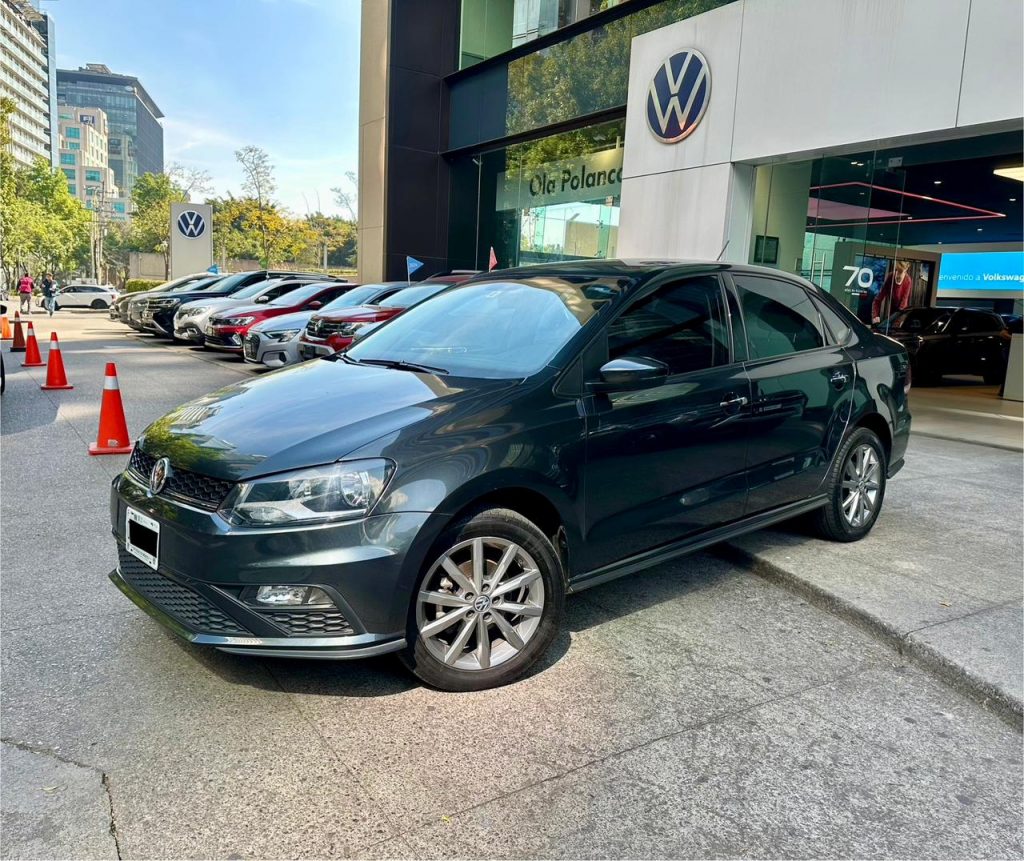 Volkswagen VENTO 2020 — HIGHLINE 1.6L L4 105HP TIP