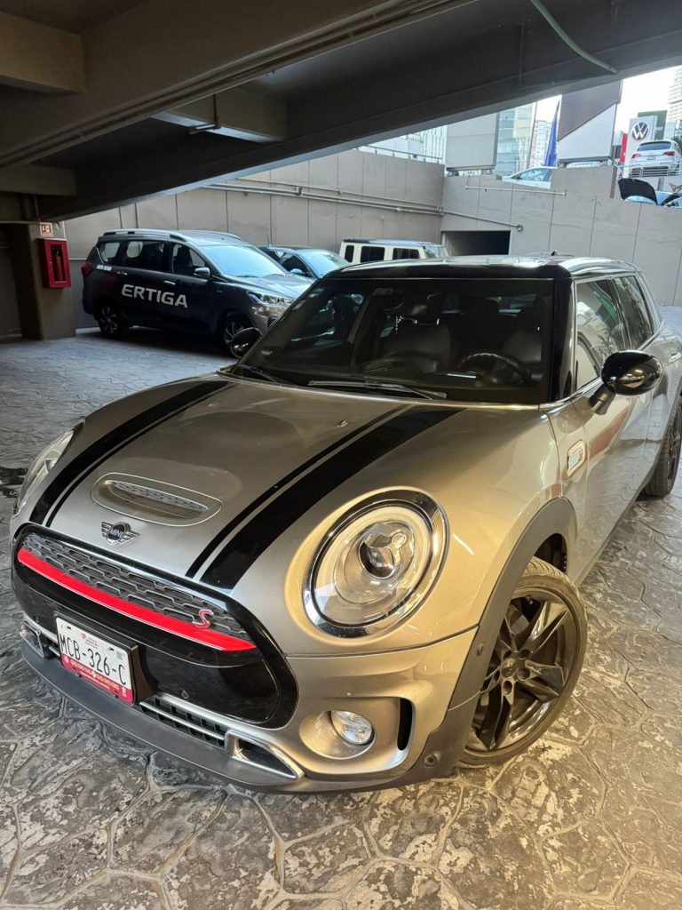 Mini Cooper 2017 — COOPER S HOT CHILI AT