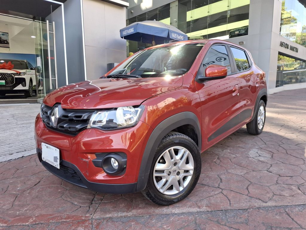 Renault KWID 2022 — 5 pts. HB Iconic, TM5, a/ac., f. niebla, R-14