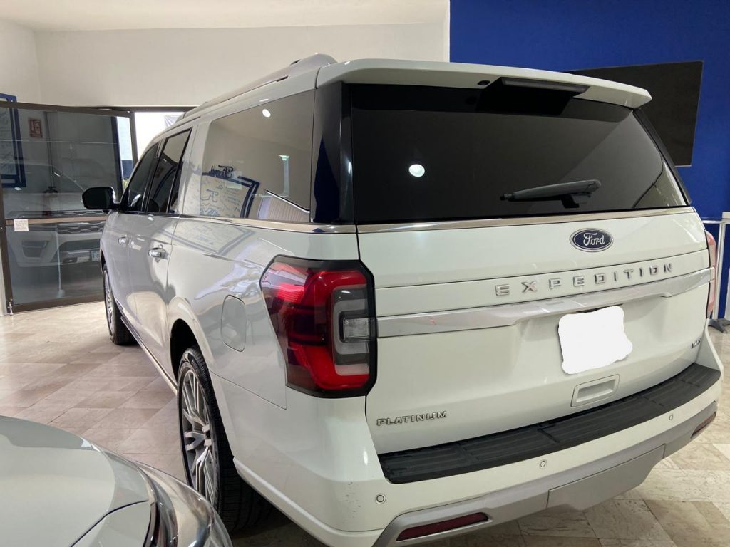 Ford Expedition 2022 — 5 pts. Platinum Max, 400 HP, 3.5l, Ecoboost, TA, piel, QC, RA-22, 4x4 